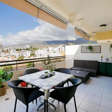 The Bluebird Apartment *